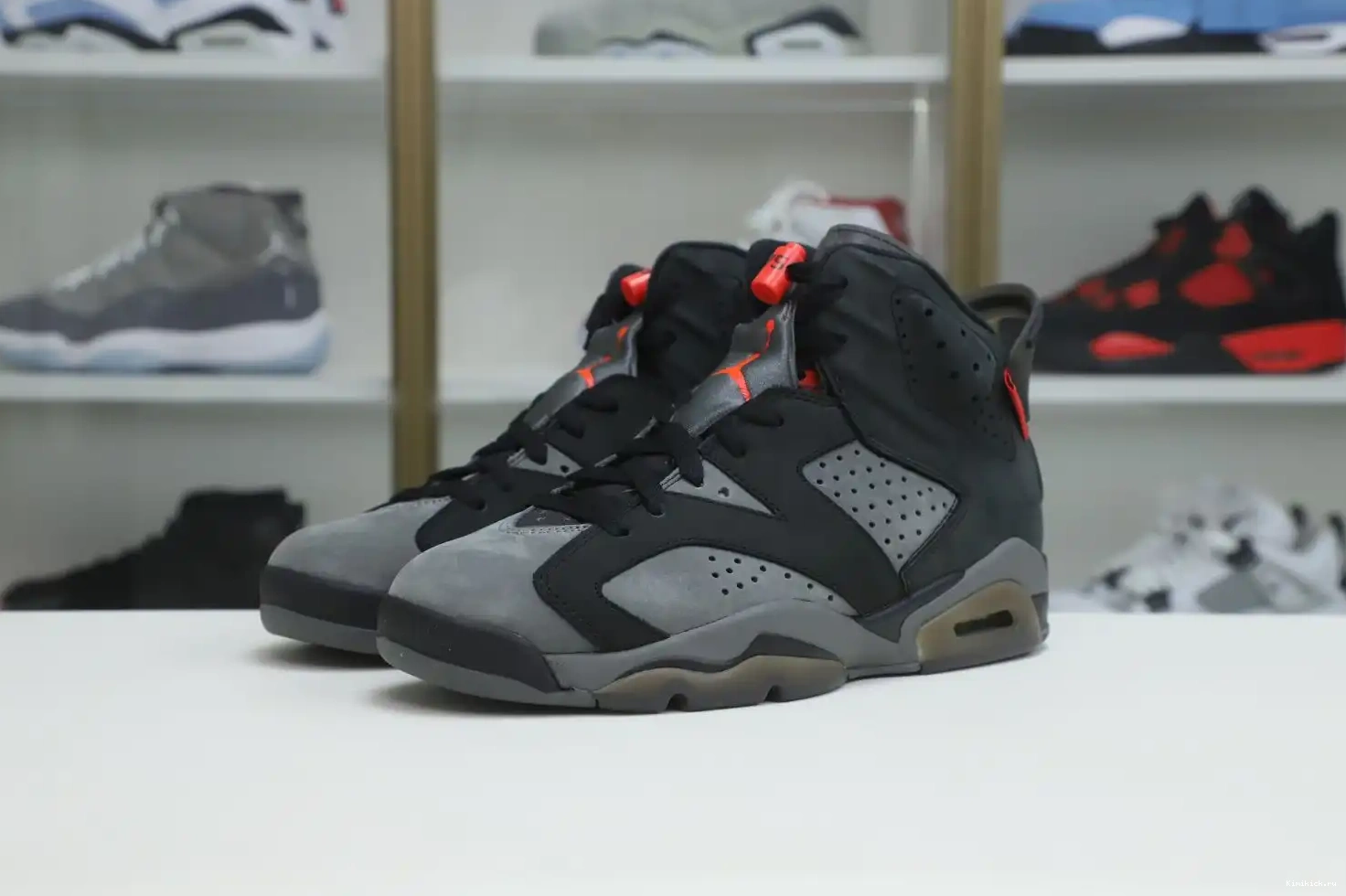 GREY' JORDAN RETRO AIR X Kimikick SAINT-GERMAIN 'IRON 6 PARIS 0603